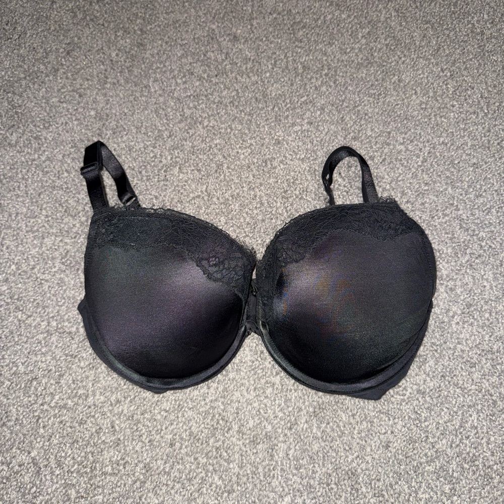 Black Lace Trim T-Shirt Bra